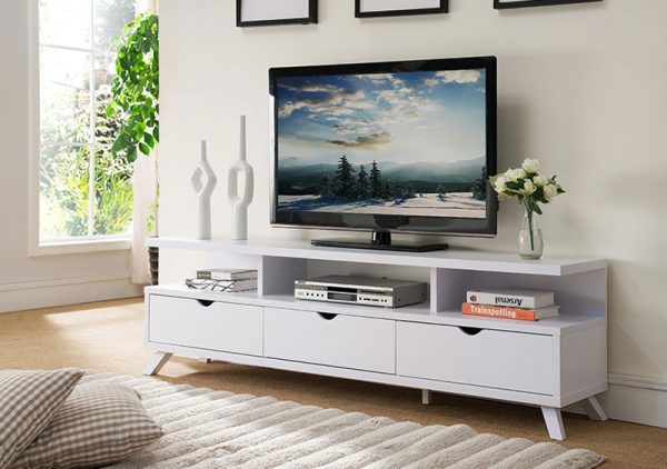 Meja TV Putih, Meja Bufet TV Elegan, Meja Bufet TV Modern, Meja Bufet TV Putih, Jual Meja TV Putih, Harga Meja TV Putih, meja tv warna putih, meja tv modern, meja tv terbaru, bufet tv murah, bufet tv minimalis jati, model bufet tv, desain bufet tv, meja tv minimalis, rak tv, produsen meja tv, produksi meja tv, supplier meja tv, tv, sobat furniture, mebel modern, mebel terbaru