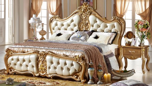 Tempat Tidur Queen Mewah, Jual Tempat Tidur Queen Mewah, Harga Tempat Tidur Queen Mewah, Tempat Tidur Queen Mewah Murah, tempat tidur warna emas, dipan warna emas, ranjang tidur warna gold, jual tempat tidur mewah, harga tempat tidur ukiram, model tempat tidur mewah, tempat tidur ukir elegan, tempat tidur klasik mewah, produsen tempat tidur queen, produsen ranjang tidur queen, supplier tempat tidur queen, pengrajin tempat tidur queen, sobat furniture, furniture jepara, mebel jepara