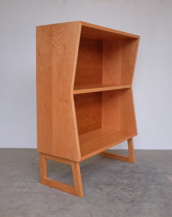 Rak Buku Scandinavian Desain Minimalis Modern,rak buku display,rak buku berdiri,rak buku stainless,rak buku kekinian,rak buku putar,rak buku vintage,rak buku industrial,bookcase scandinavian,bookshelf scandinavian,jual rak buku scandinavian,produsen rak buku scandinavian,supplier rak buku scandinavian,produksi rak scandinavian,desain rak buku unik,jual rak buku unik,rak buku unik kayu,rak buku lucu unik,rak buku lucu dan unik,rak buku unik minimalis,model rak buku unik,menghias rak buku unik,rak buku yang simple,rak buku sederhana dan unik,desain rak buku yang unik